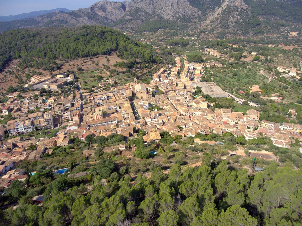 분욜라 Es Castellet De Bunola 빌라 외부 사진