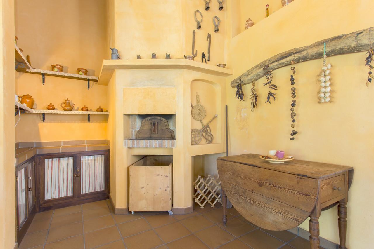 분욜라 Es Castellet De Bunola 빌라 외부 사진